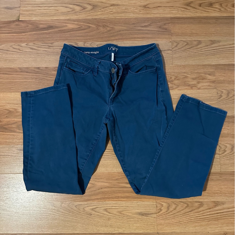 LOFT Curvy Straight Leg Jeans in Blue